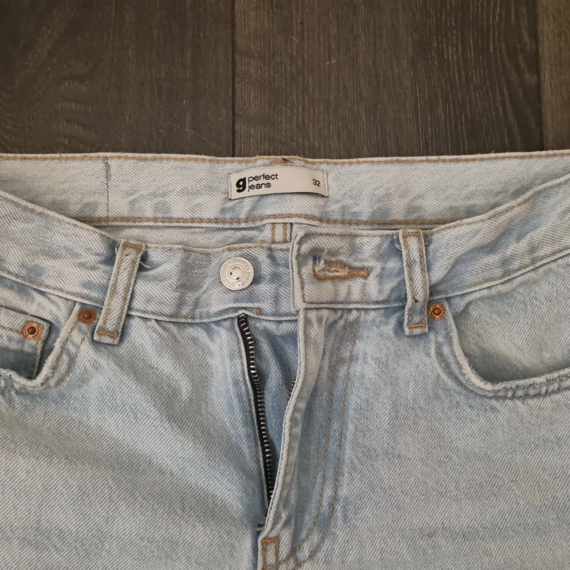 Ljusblå jeans från Gina Tricot - 1