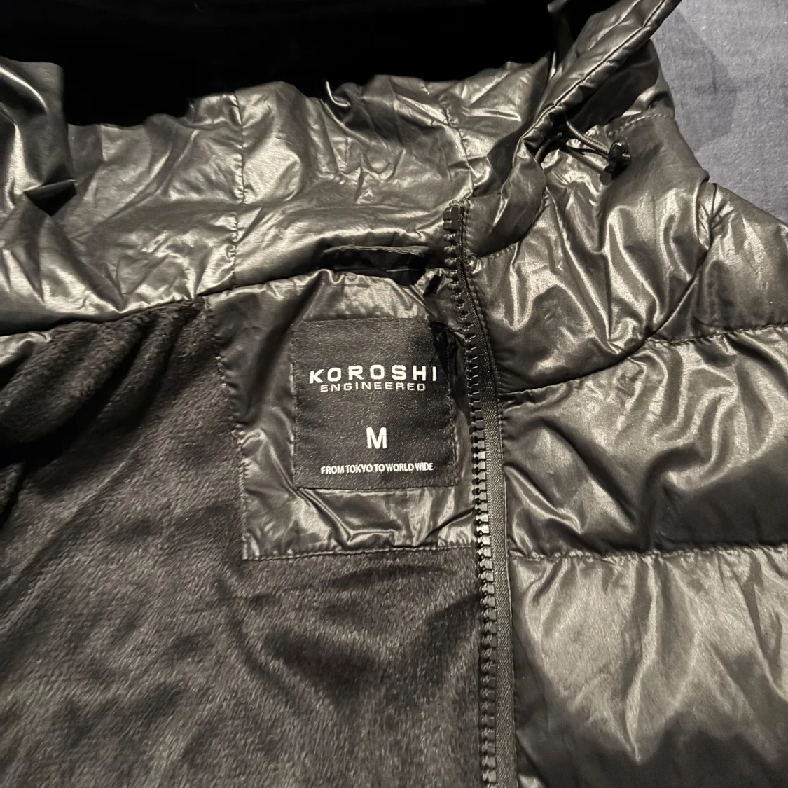 Svart dunväst från Koroshi - 3