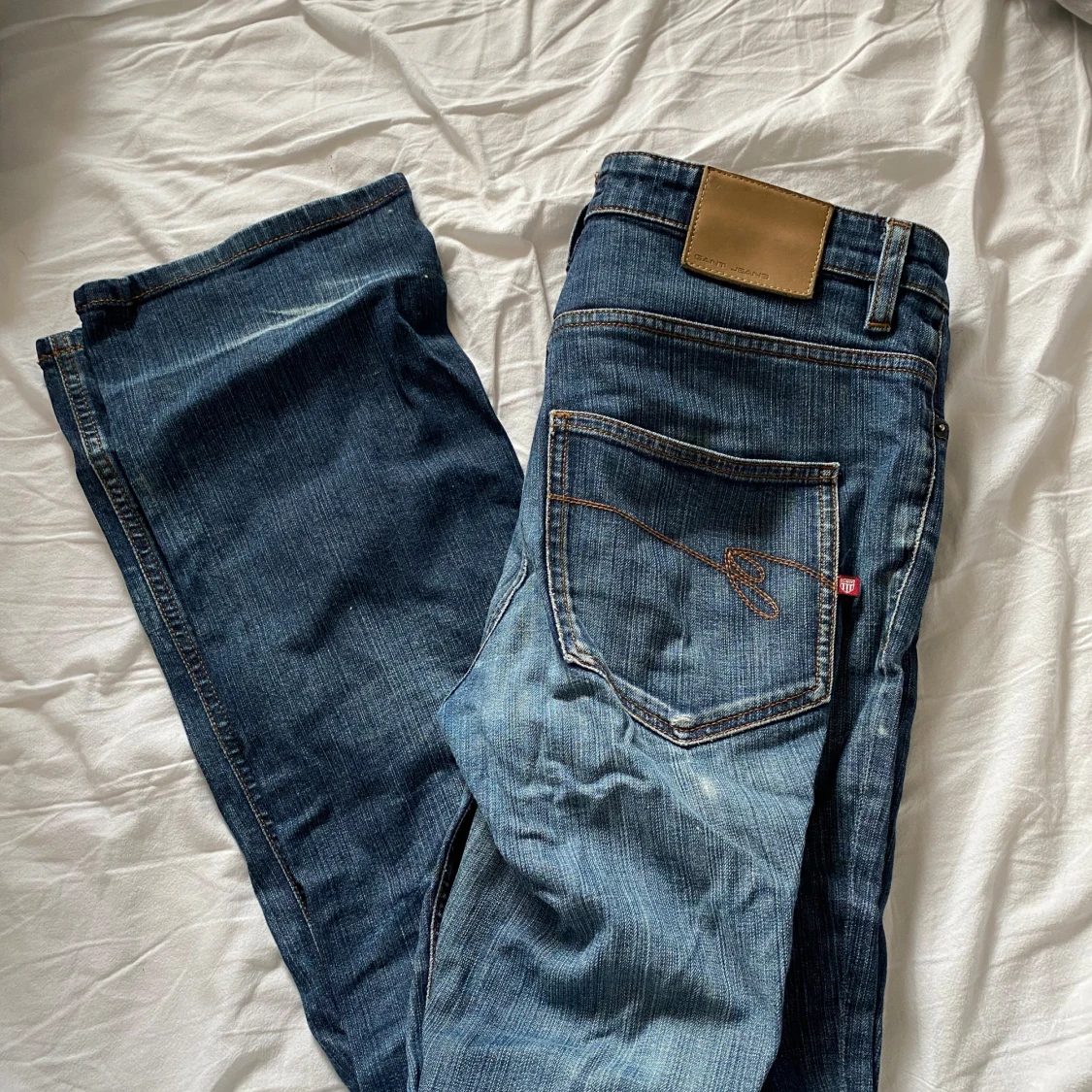 Blå jeansbyxor från Gant - 1