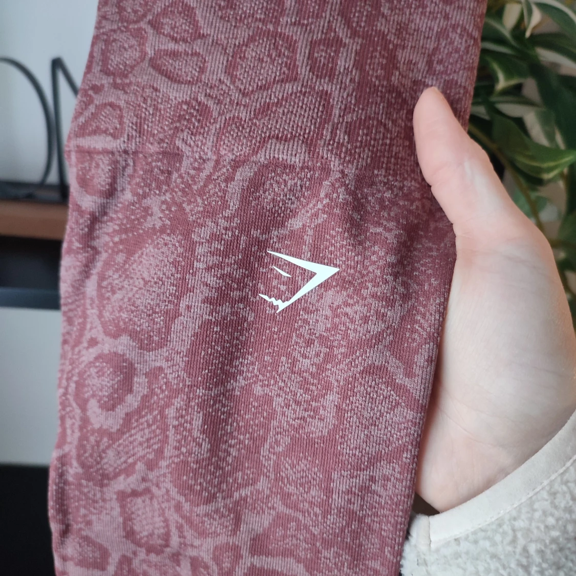 Lila shorts från Gymshark i storlek XS - 2