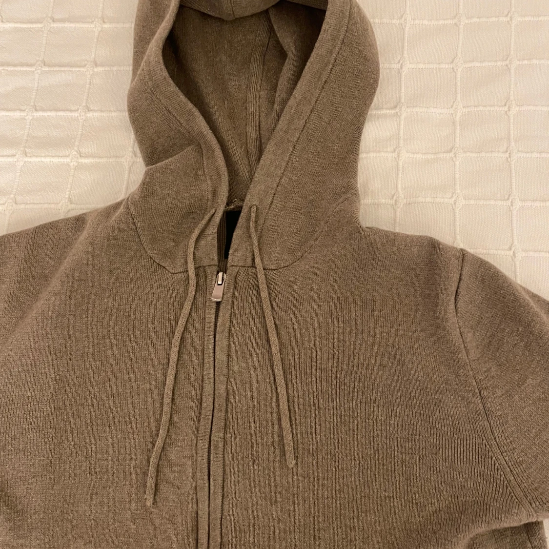 Beige stickad zip up hoodie - 1
