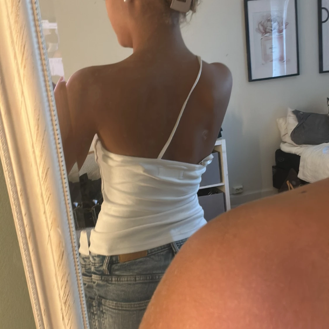 Vit oneshoulder topp från Pull&Bear - 1
