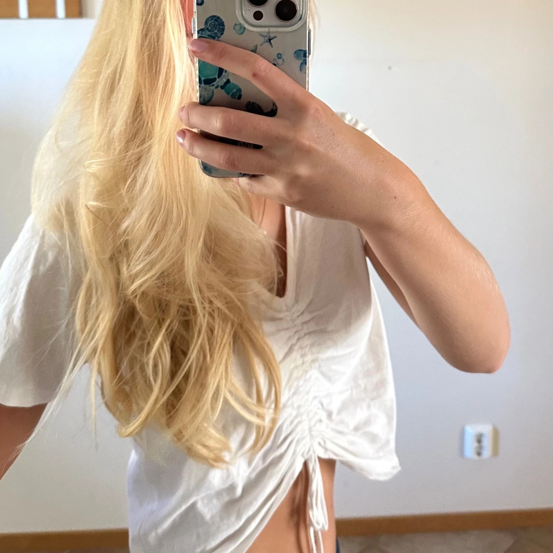 Vit croppad topp med snörning - 1