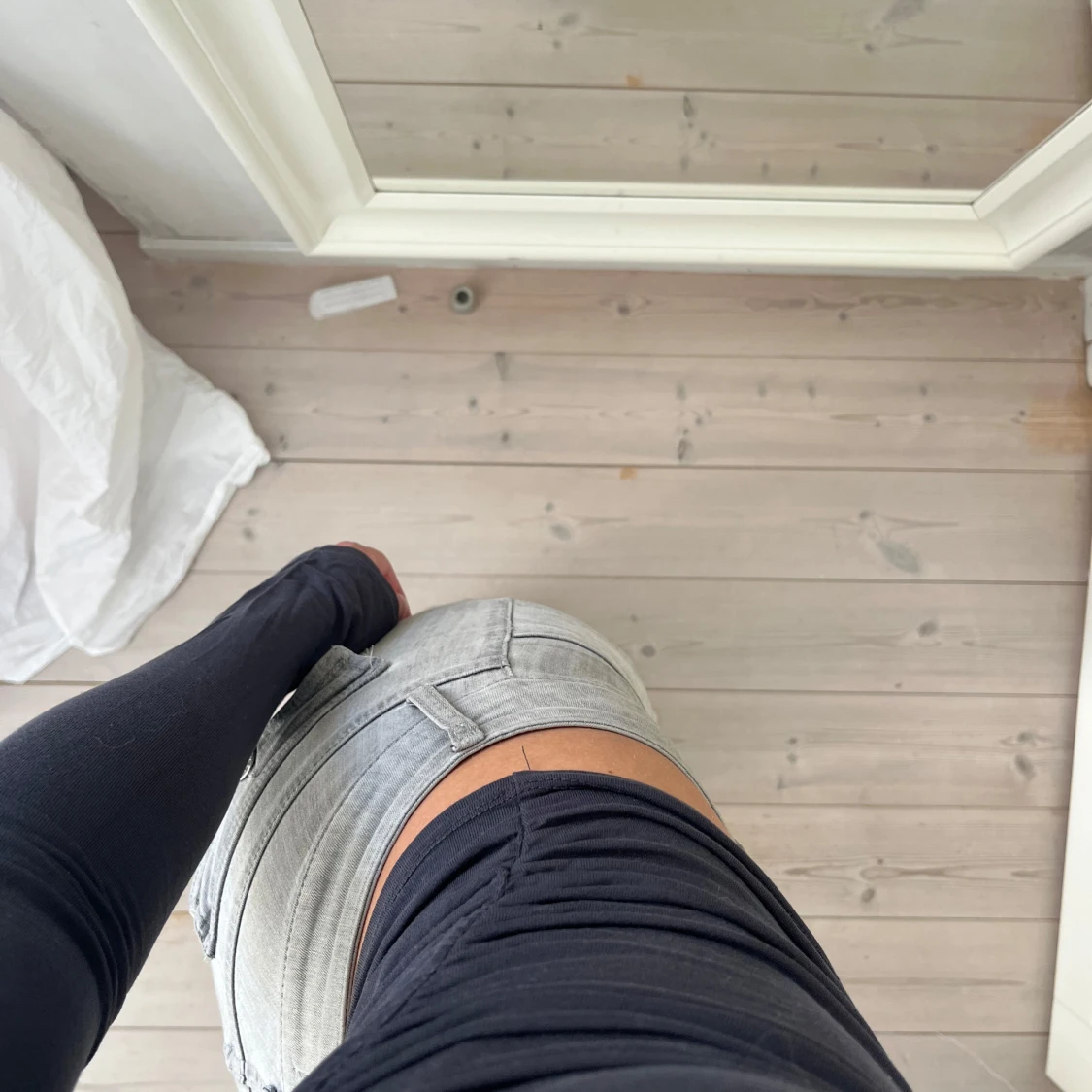 Mörkgrå tight långärmad topp - 3