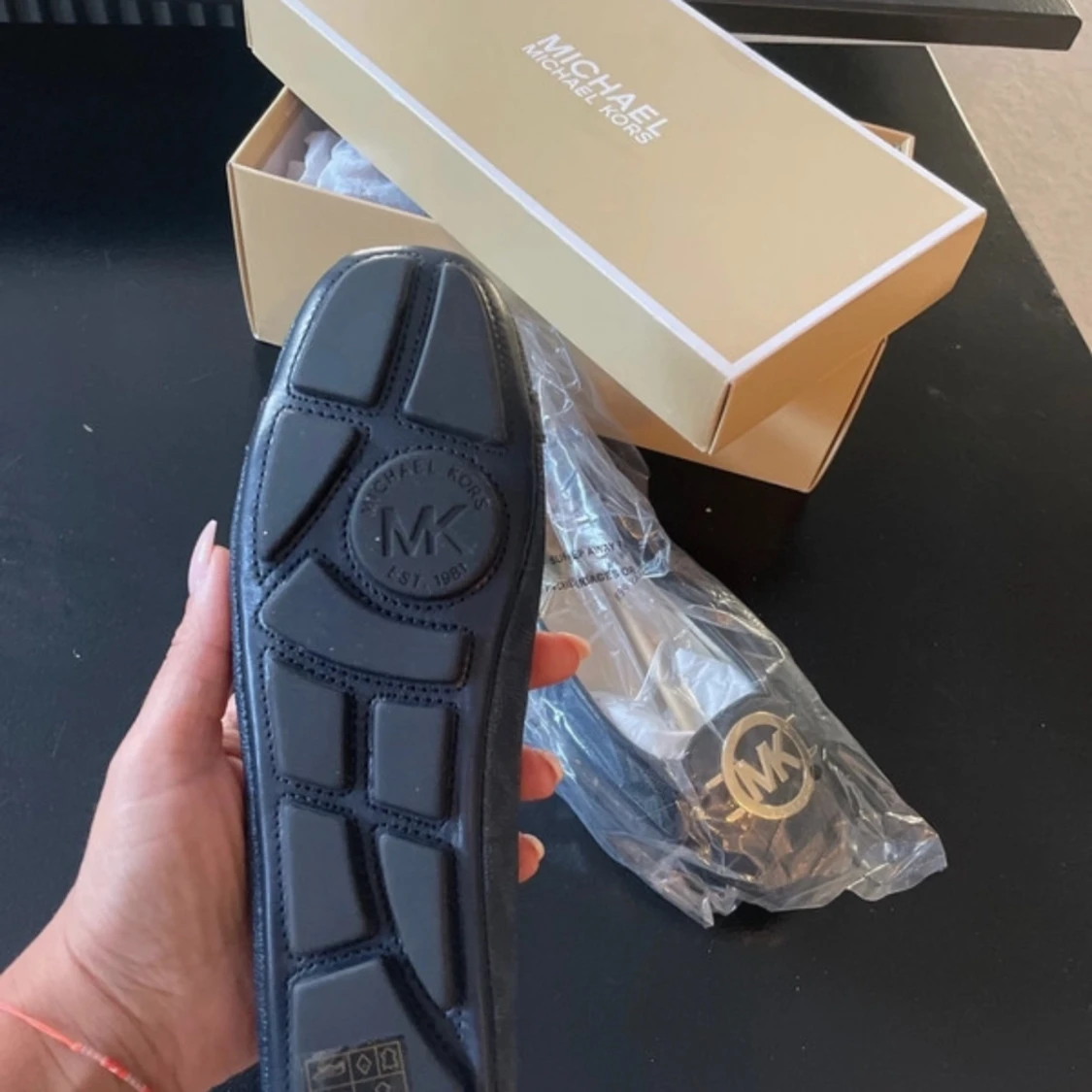 Svarta ballerinaskor Michael Kors - 1