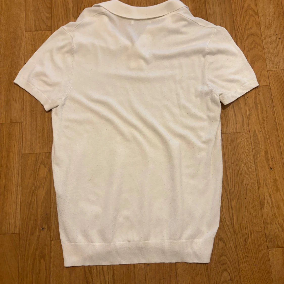 Vit piké t-shirt från Zara - 1