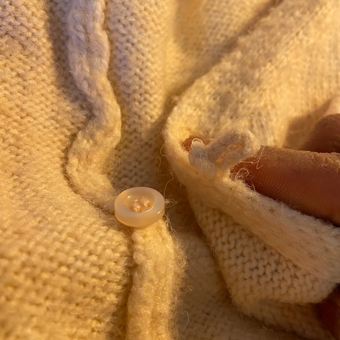 Finstickad omlottkofta - 3