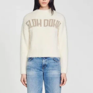 Sandro - Sandro tjock stickad tröja! Jätte snygg och fin. Står inte storlek i men tror det är xxs eller xs. Kort i modellen