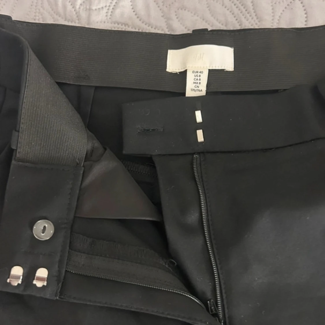 Svarta kostymbyxor från H&M