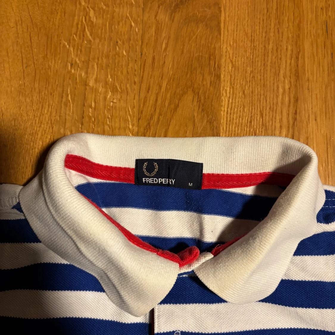 Randig pikétröja från Fred Perry - 2