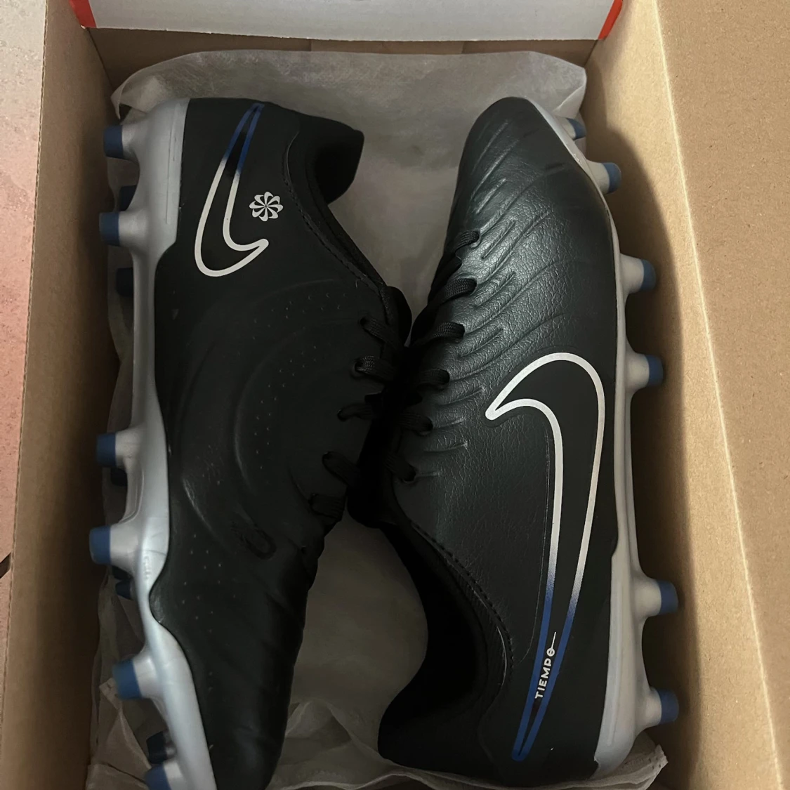 Nike Legend 10 Academy FG/MG fotbollsskor EU 38,5 - 1