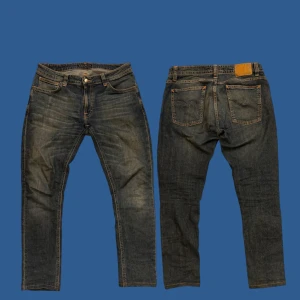 Nudie jeans - Sjukt snygga nudie jeans.😁 väldigt sköna jeans. Nypris 1600 kr. 