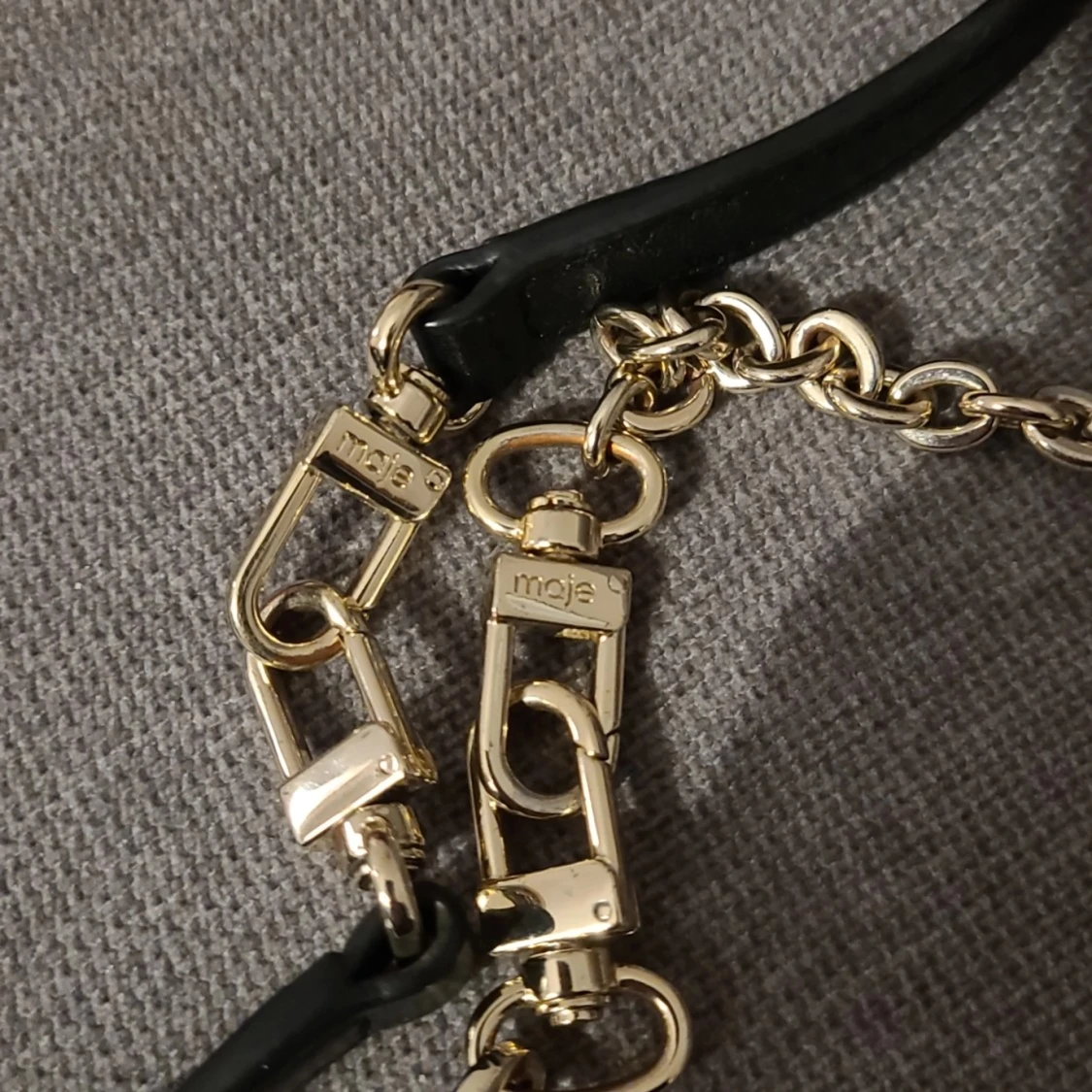 Svart väska med fransar från Maje - 92