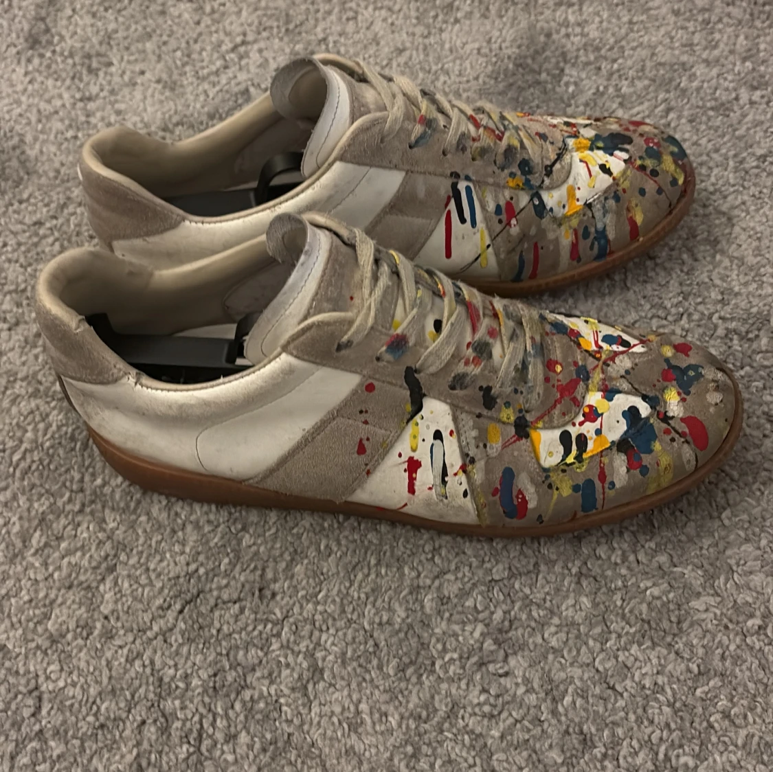 Maison Margiela sneakers med färgstänk - 2