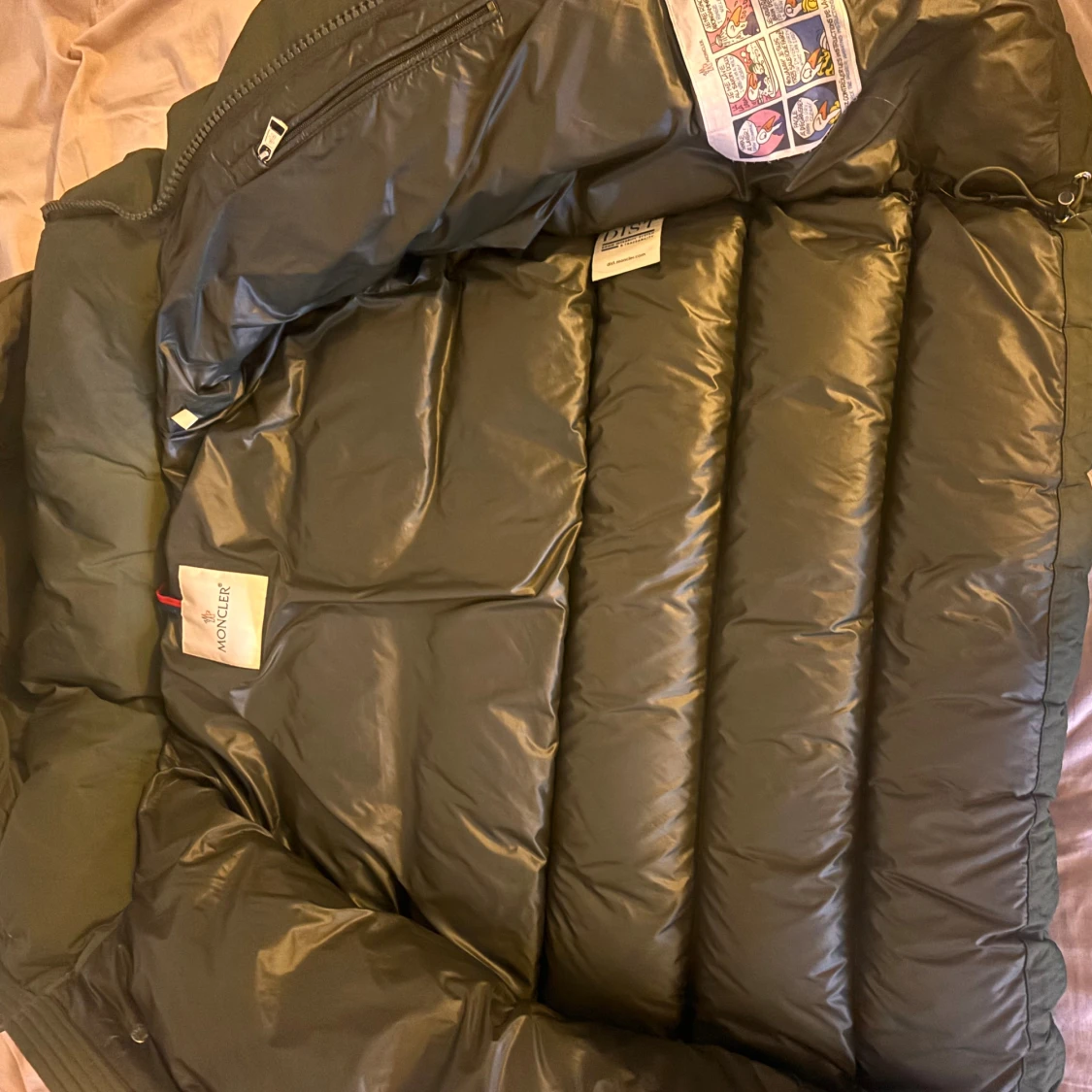 Olivgrön Moncler pufferjacka - 2