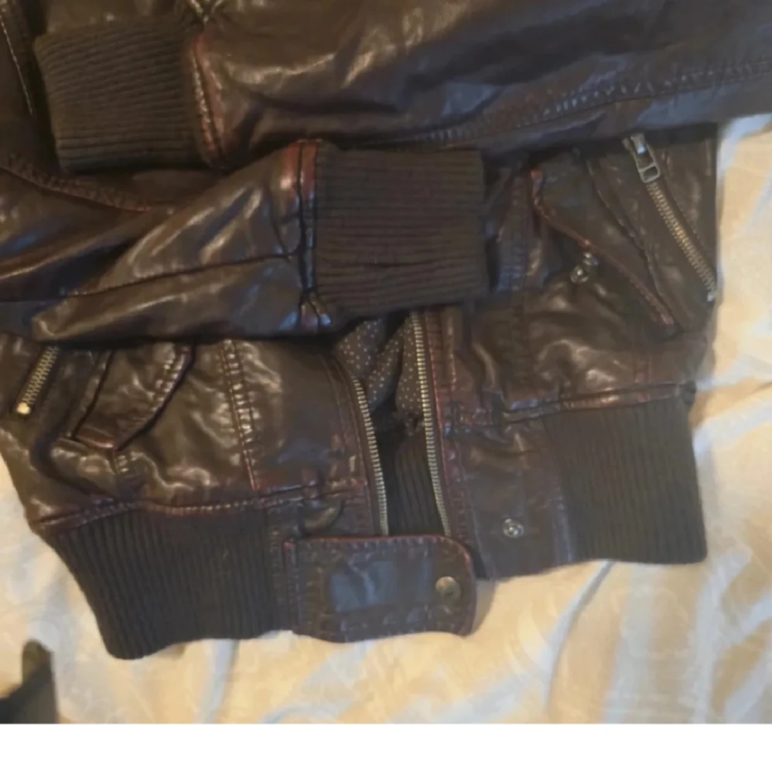 Mörkbrun skinnjacka från Fishbone XS - 3