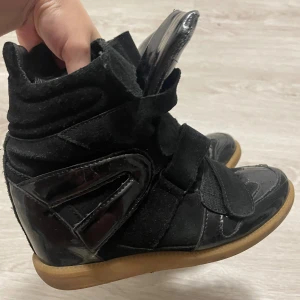 Isabel Marant liknande skor - inte på tvångsförsäljning!