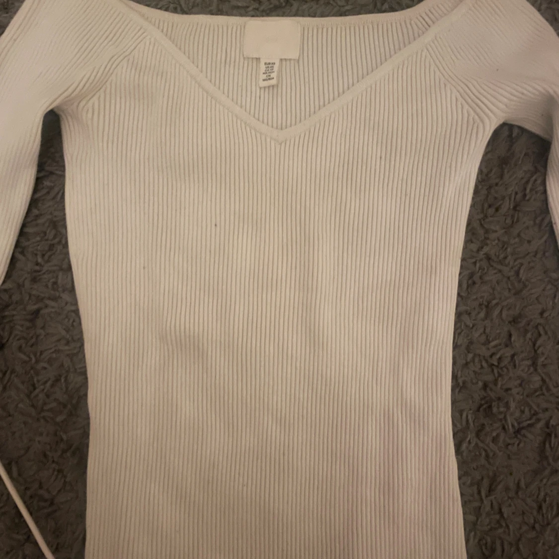 Vit ribbad offshoulder topp