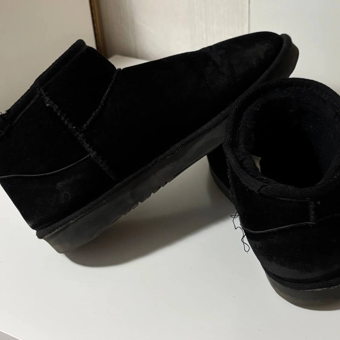 Svarta mockaboots med rund tå - 1