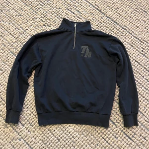 Springfield quarter zip - Selling quarter zip from Springfield. In good condition! No holes or stains. Size: Men S.  RRP: 80e