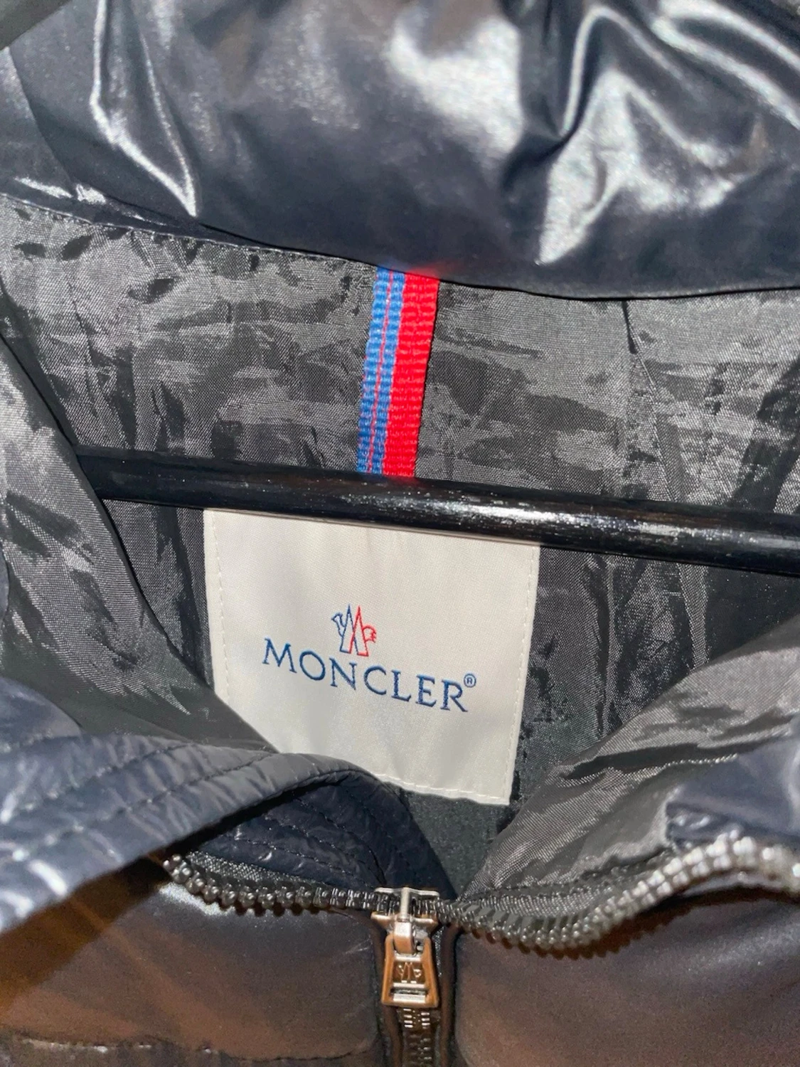 Svart Moncler pufferjacka med huva - 3