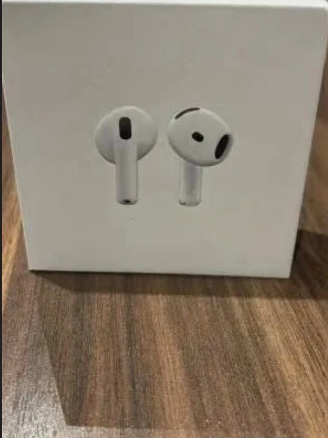 AirPods 4