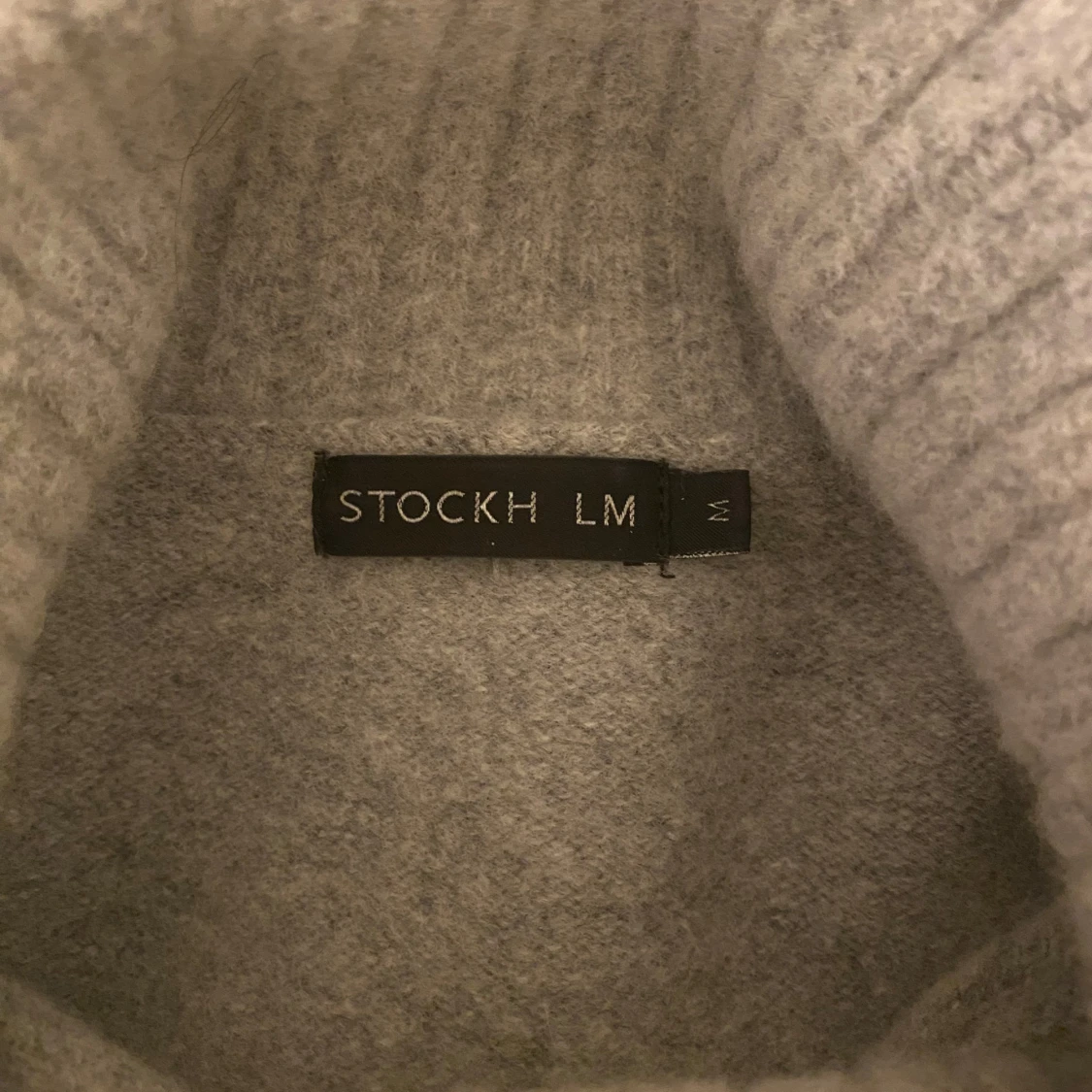 Grå polotröja i ull från stockh LM - 4