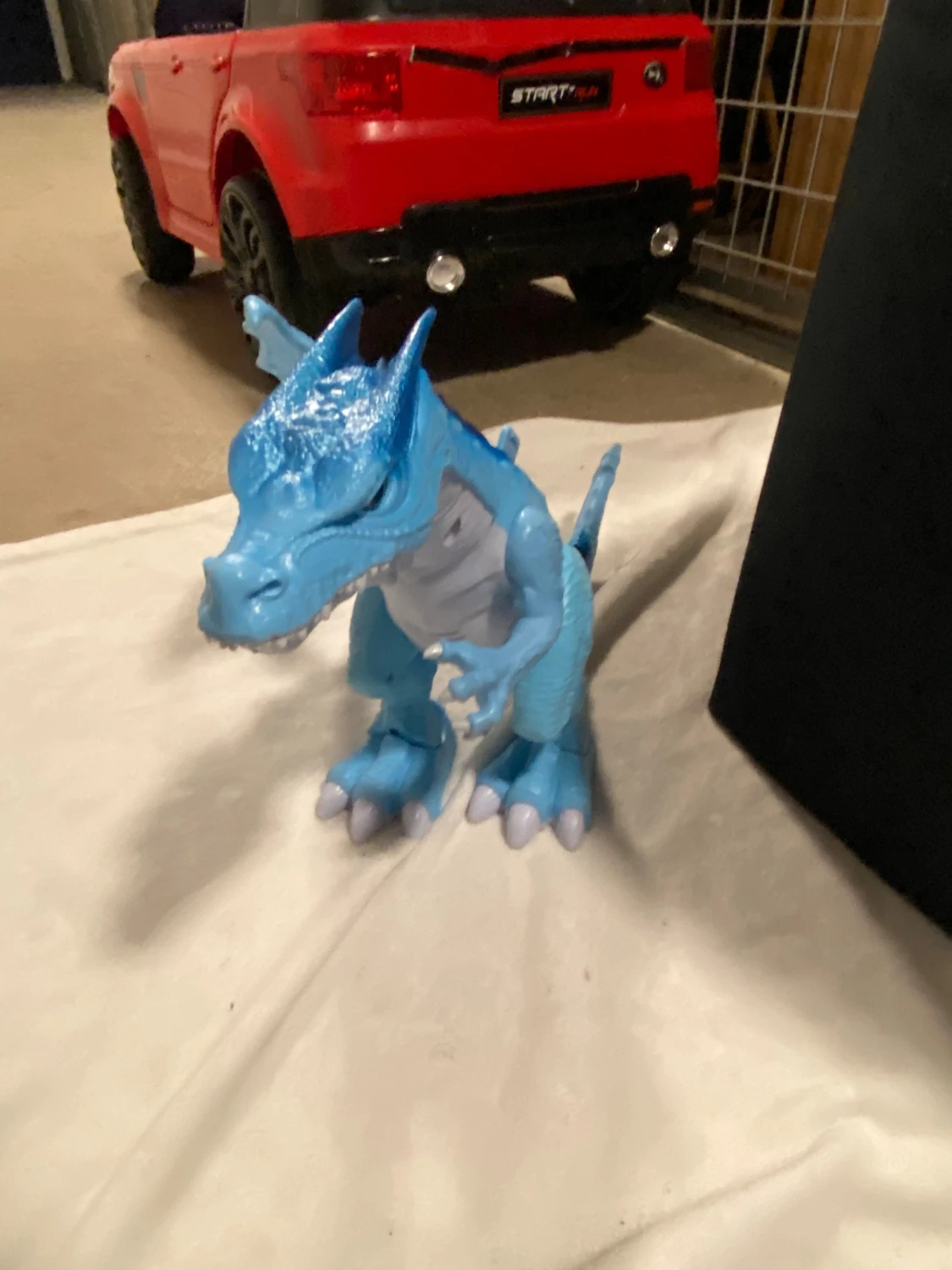 Ingen väst synlig på bilderna