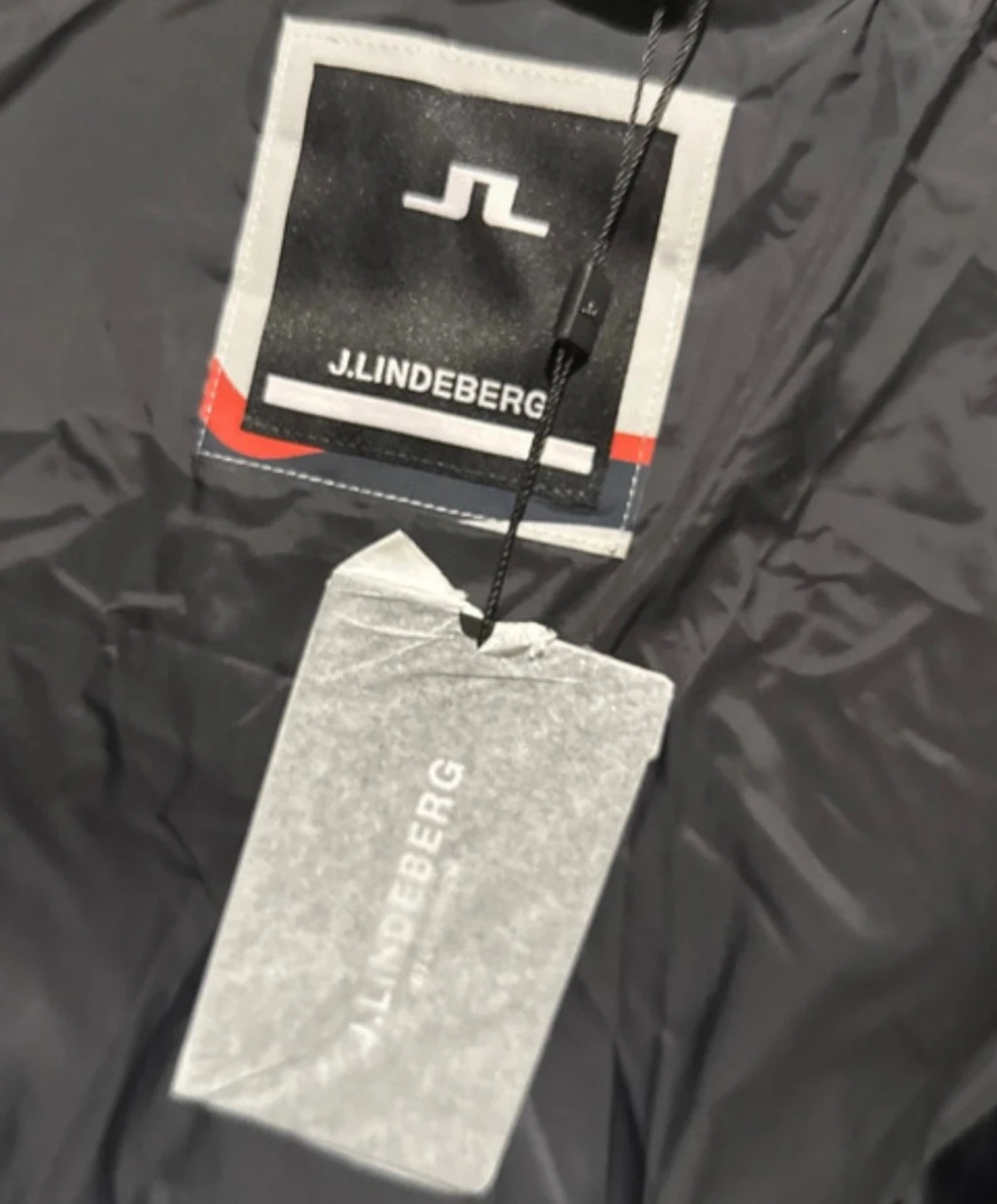 Vit pufferjacka från J.Lindeberg - 6
