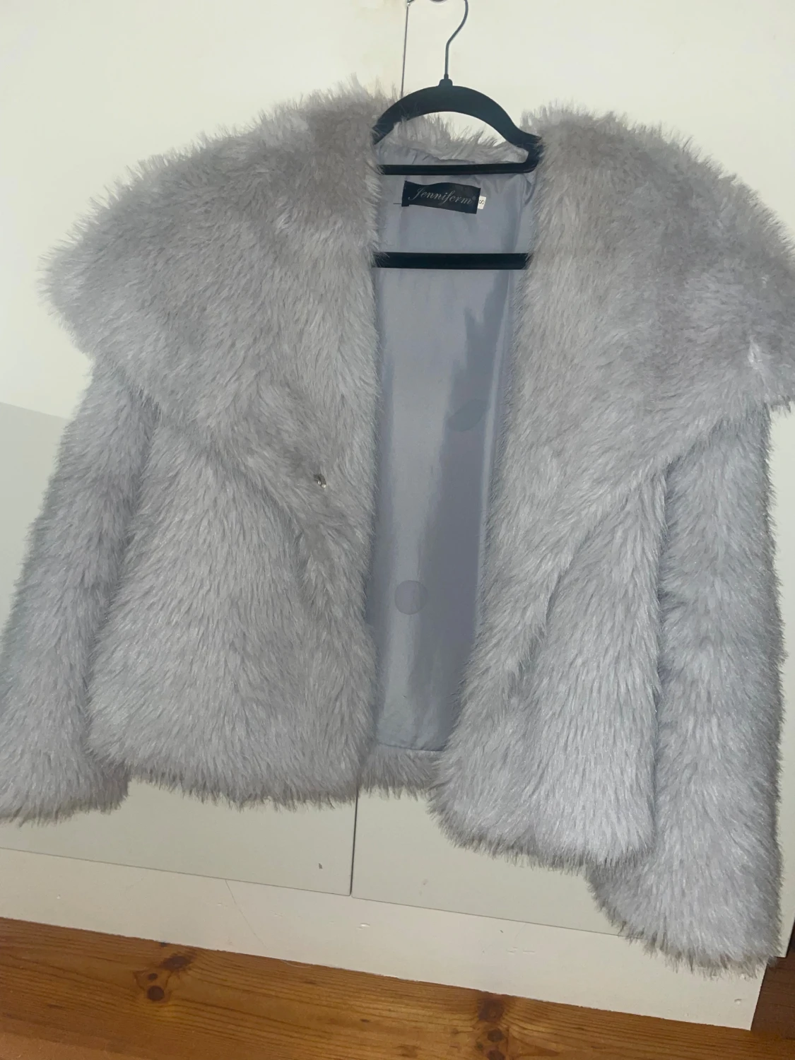 Grå pälsjacka från Jenniferm S