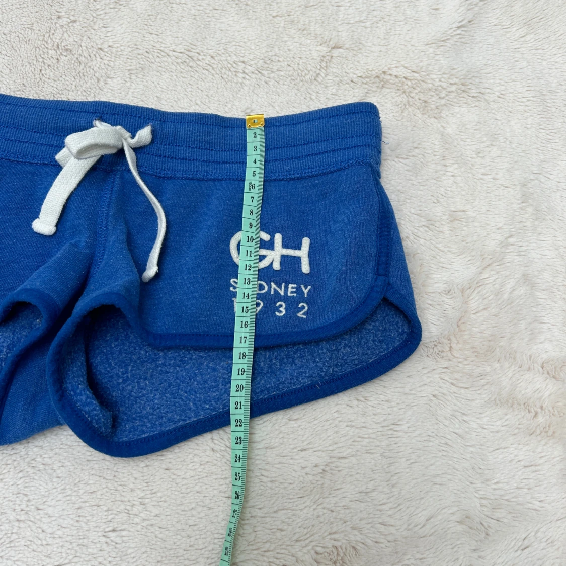 Lågmidjade mjukis shorts  - 2