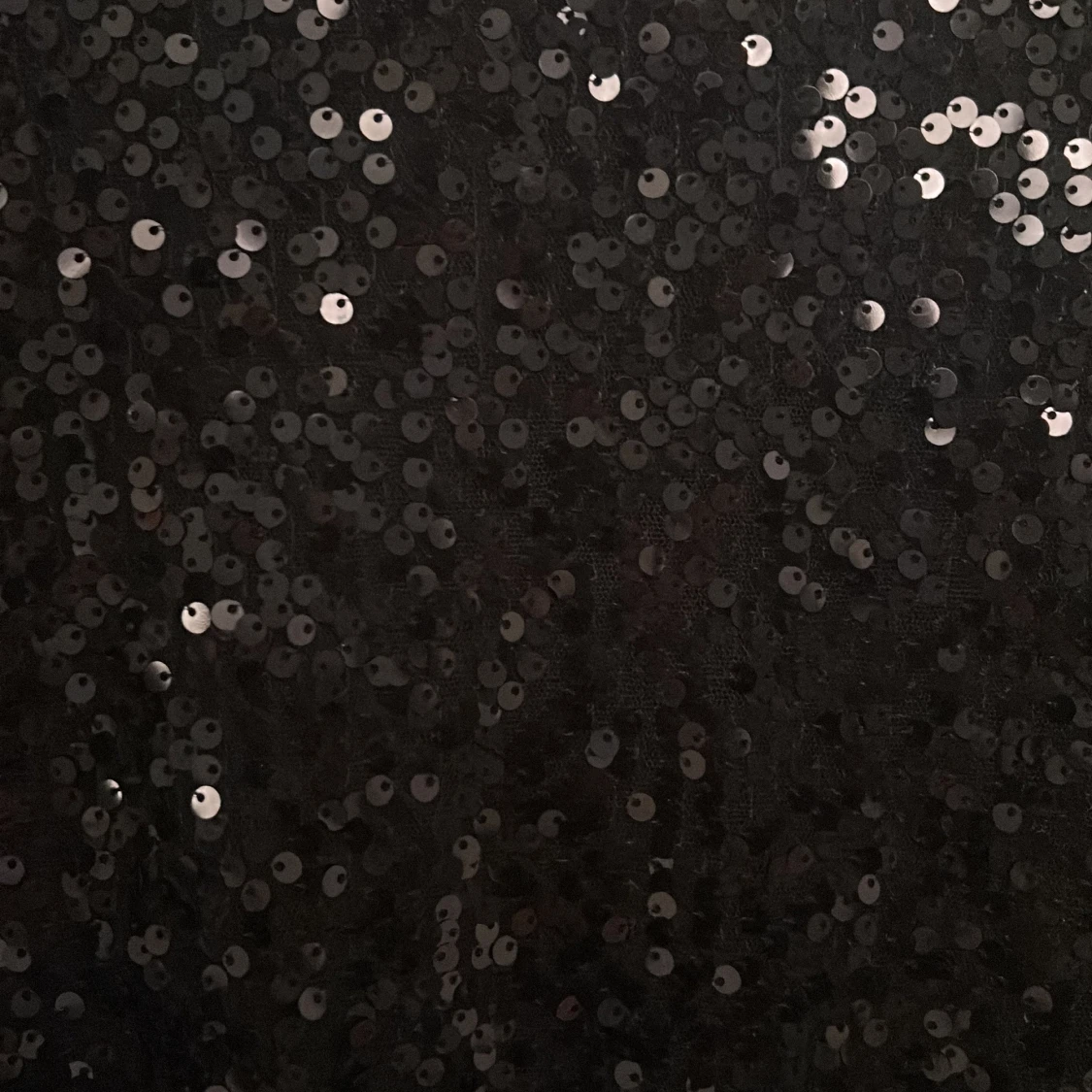 Svart paljettklänning 134/140 - 2