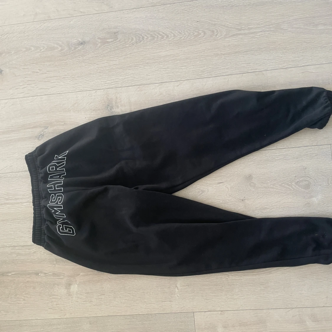 Svarta mjukisbyxor från Gymshark - 1