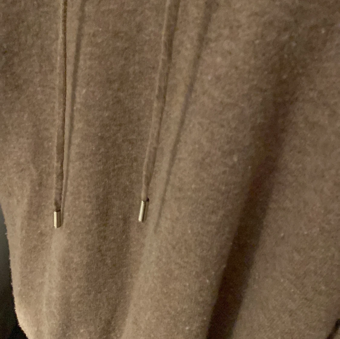 Beige hoodie i kashmir med snörning - 3