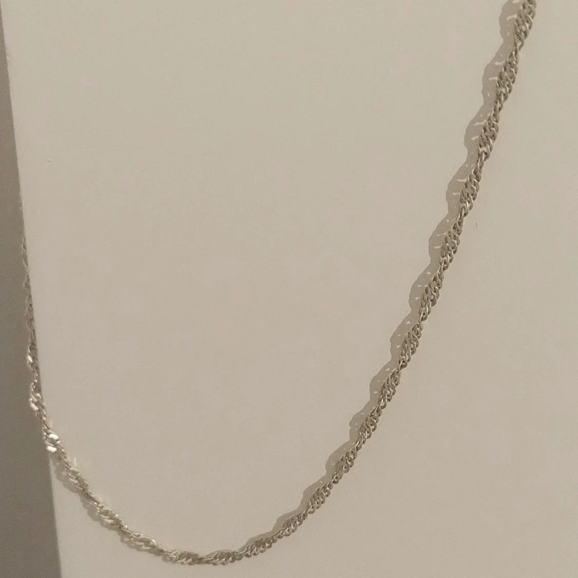 Tunn äkta silver halsband 140kr - 1