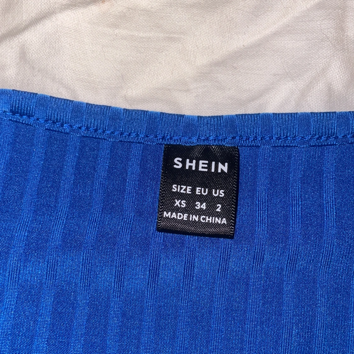 Blå omlottopp med knyt från SHEIN - 1