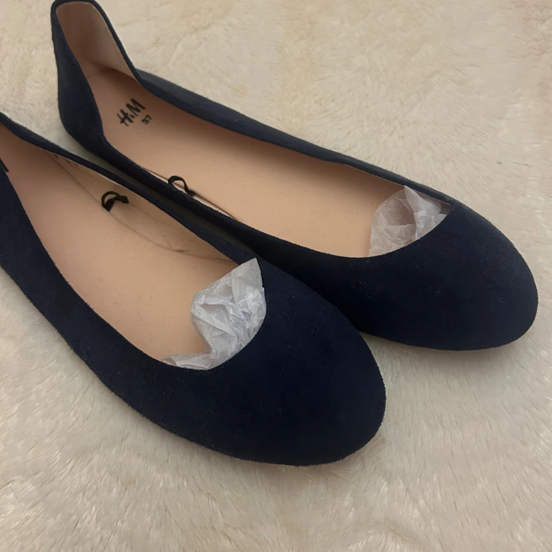 Mörkblå ballerinaskor från H&M - 1