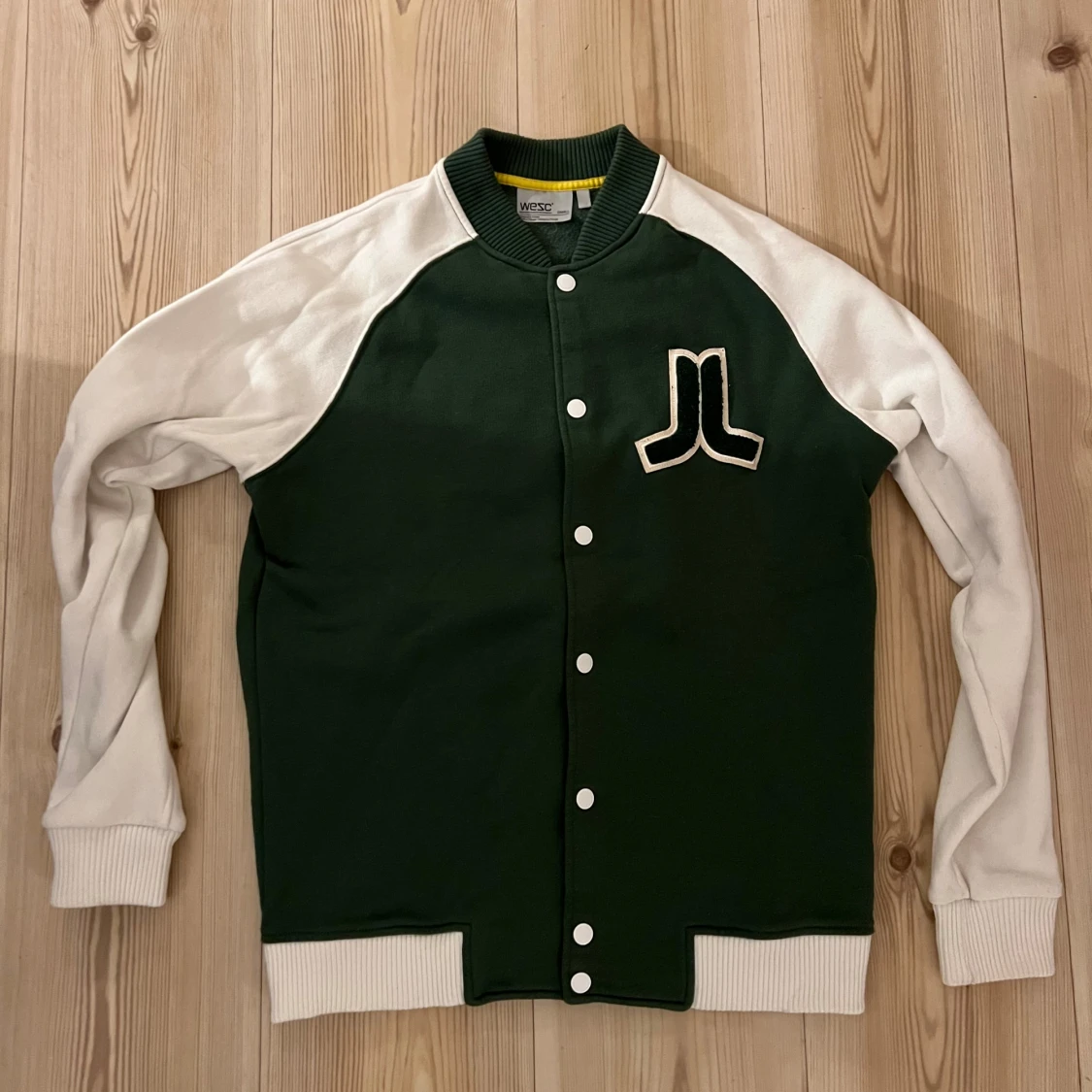 Collegejacka WESC strl.S