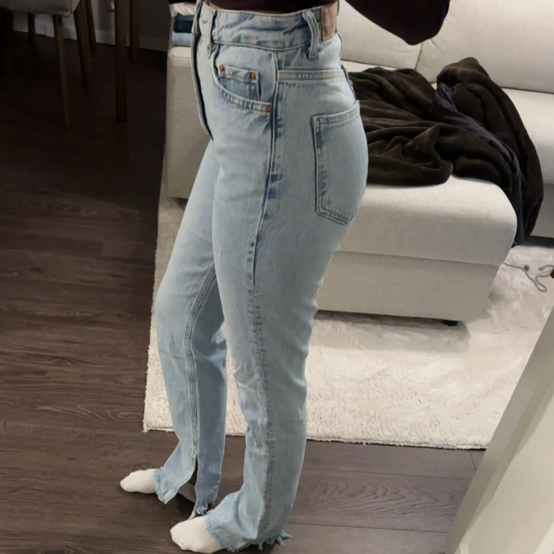 Jeans med hög midja och slits - 1