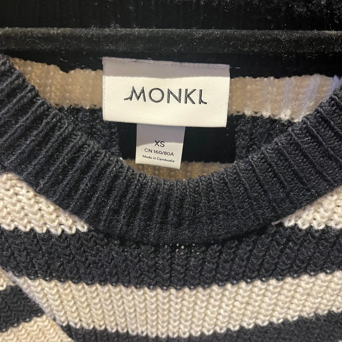 Randig stickad tröja från Monki XS - 2