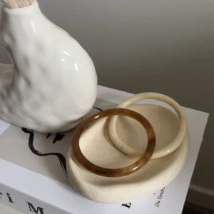 2 vintage armband  - helt nya