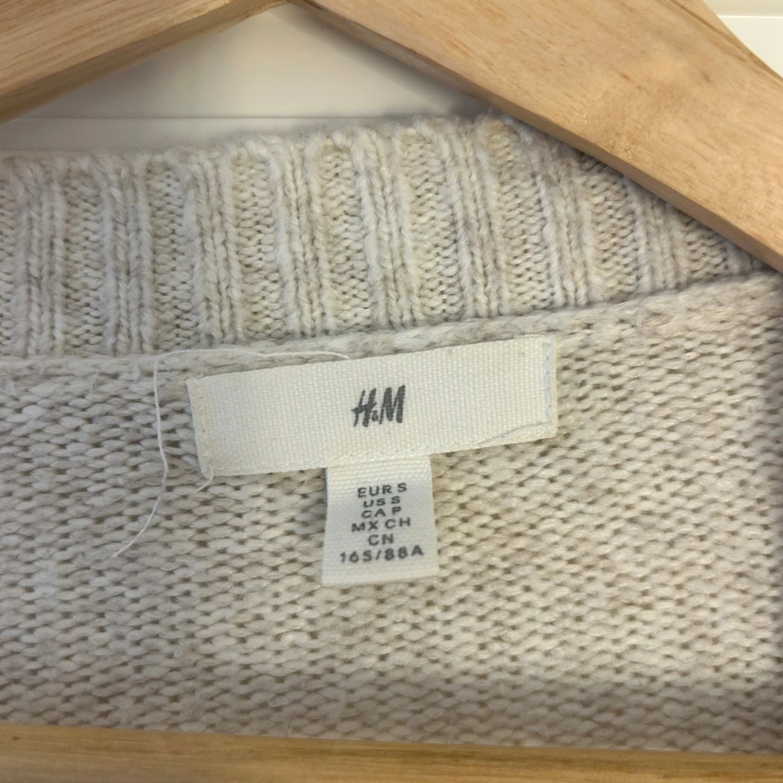 Beige stickad kofta från H&M💕💕 - 3