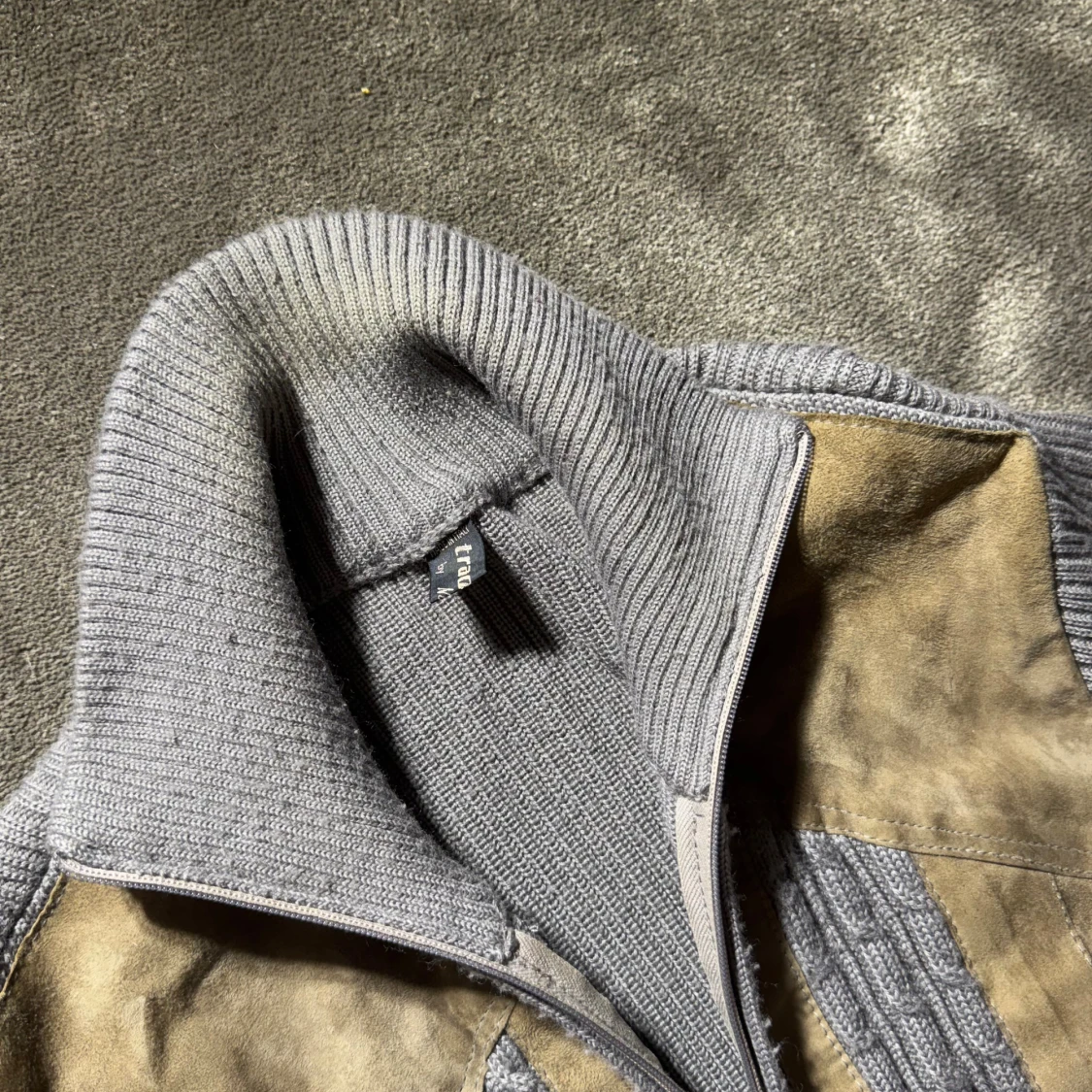 Brun och grå mocka-stickad cardigan - 2