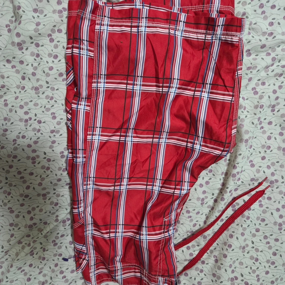 Röd-rutiga shorts från HotepH - 1