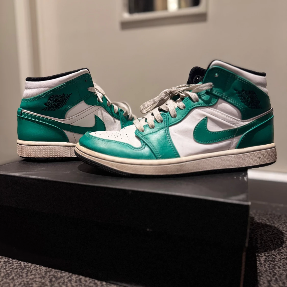 Nike Air Jordan 1 Mid grön/vit - 1