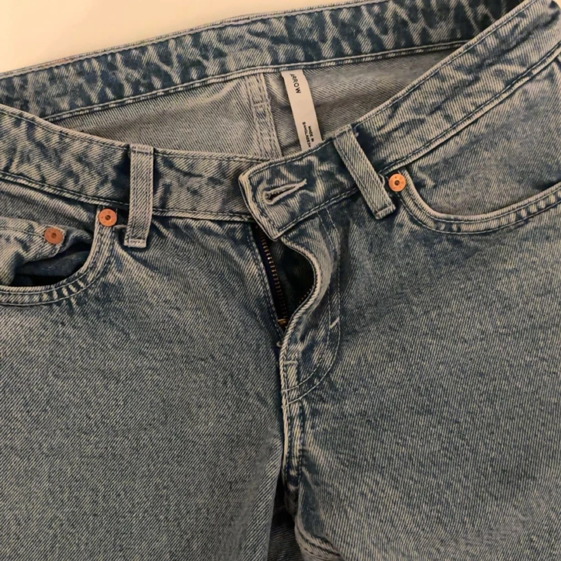 Blå baggy lowaist Jeans - 1