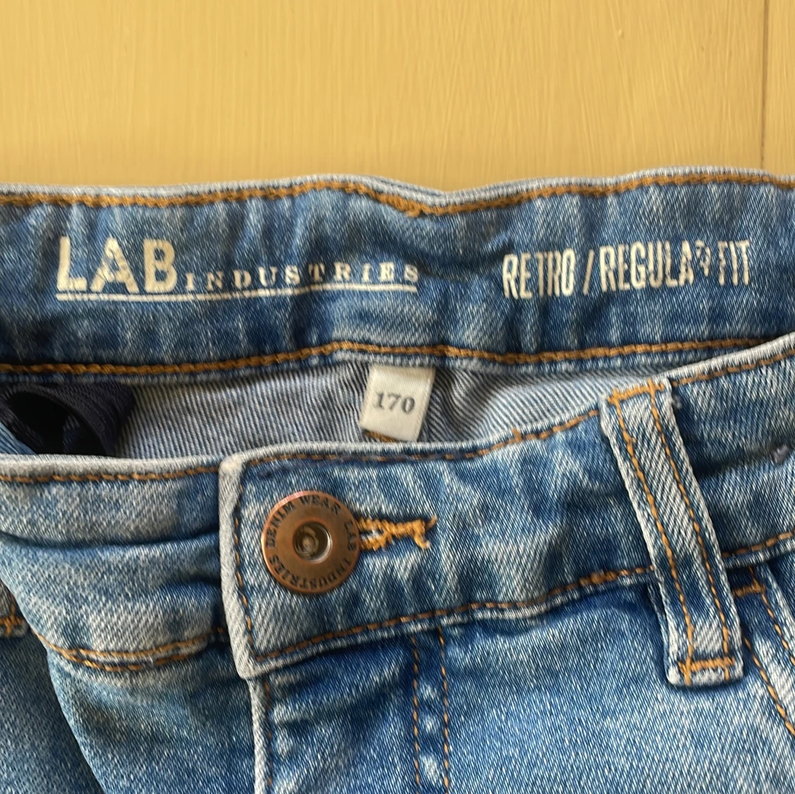 Blå retro jeans från LAB Industries - 2