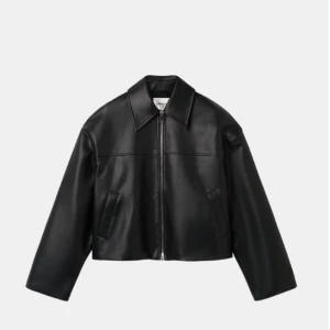 Svart skinnjacka från Carin Wester MICA - Snygg svart skinnjacka från Carin Wester. Stl XS. Endast provad.  