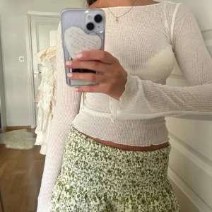 Vit ribbad långärmad topp - Topp, påminner om intimiisimi. Passar xs-s💗