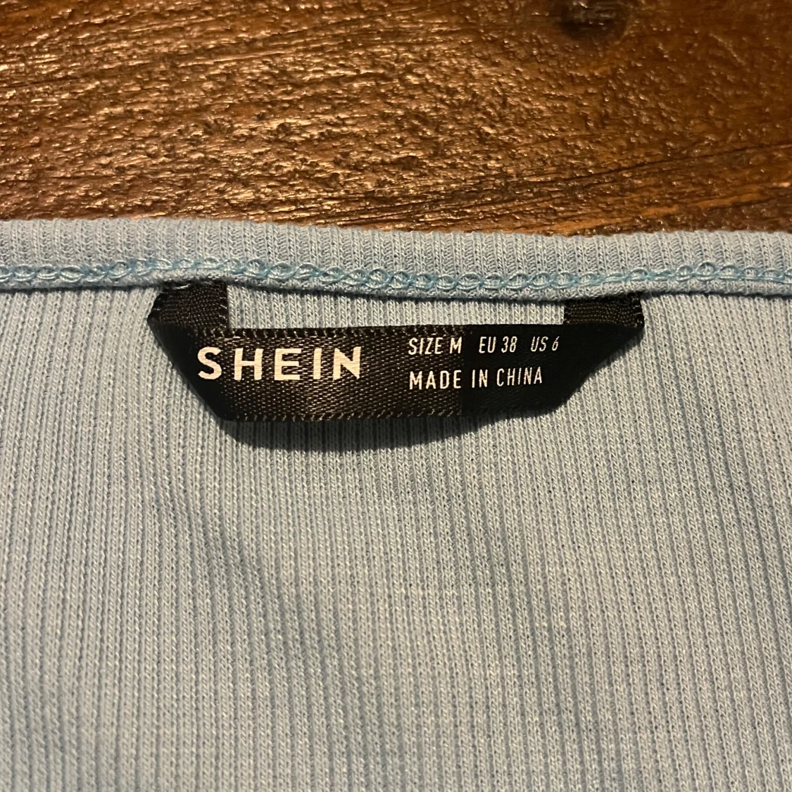 Ljusblå ribbad linne-topp  - 2